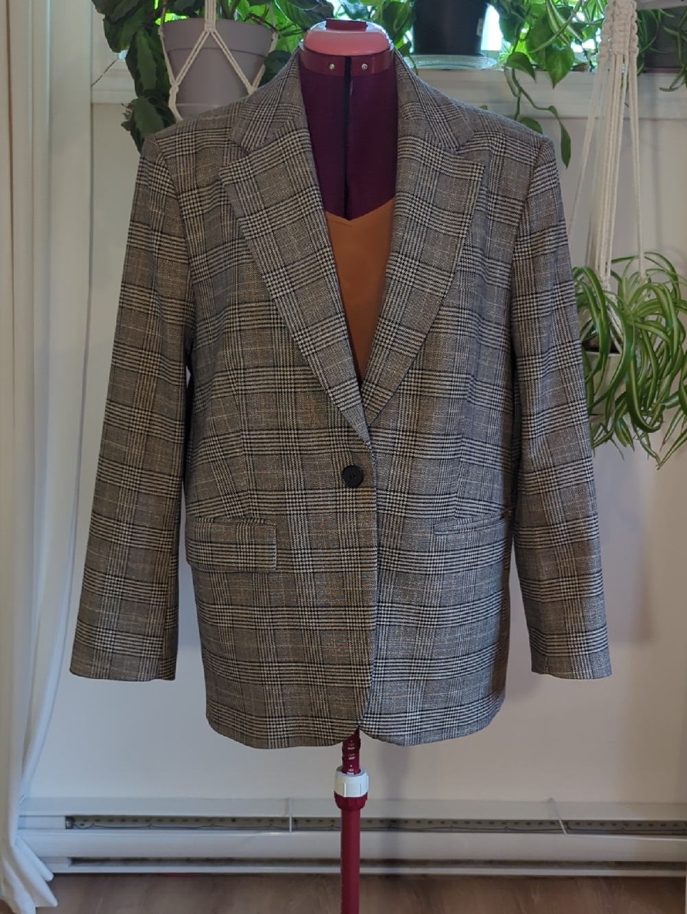 H&M Plaid Single-Button Blazer in Black and Gray / M